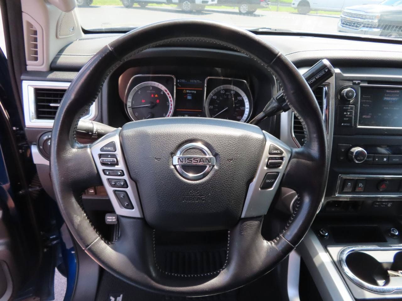 Used 2019 Nissan Titan PRO-4X w/ Pro-4x Convenience Package AWD/4WD image 35