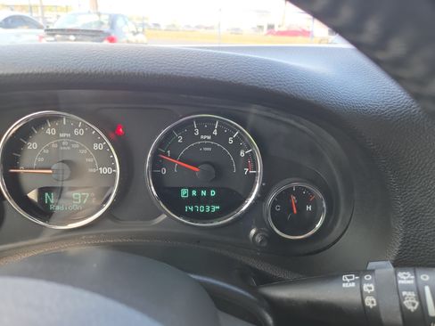Used 2016 Jeep Wrangler Sport w/ Quick Order Package 24S AWD/4WD image 18