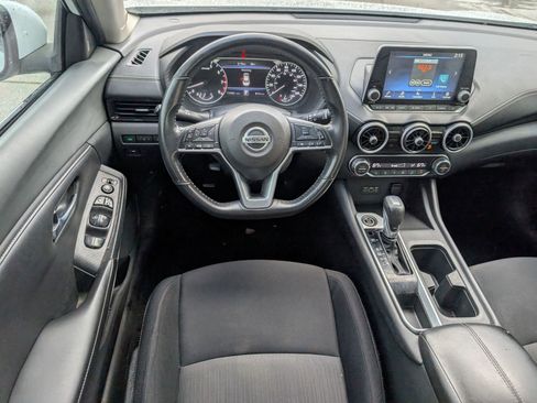 Used 2021 Nissan Sentra SV image 22