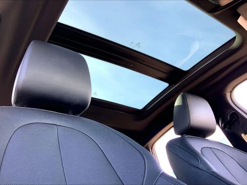 Used 2021 BMW M235i xDrive Gran Coupe image 13