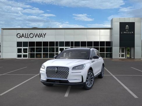 New 2026 Lincoln Corsair Premiere image 2