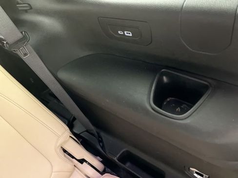 Used 2023 Jeep Grand Cherokee L Limited image 49