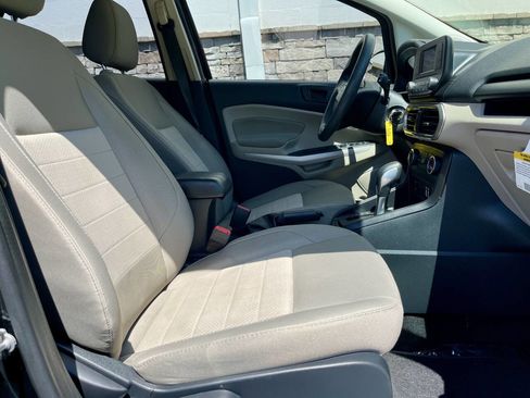 Used 2020 Ford EcoSport S image 11