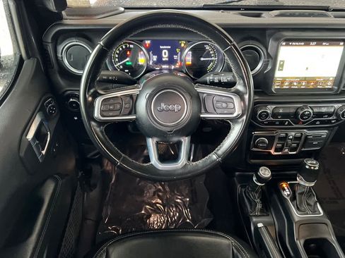 Used 2021 Jeep Wrangler Unlimited Sahara image 15