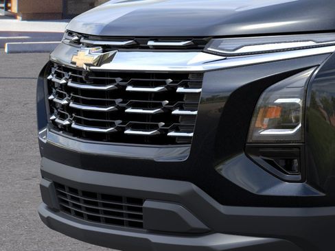 New 2026 Chevrolet Equinox LT FWD image 21