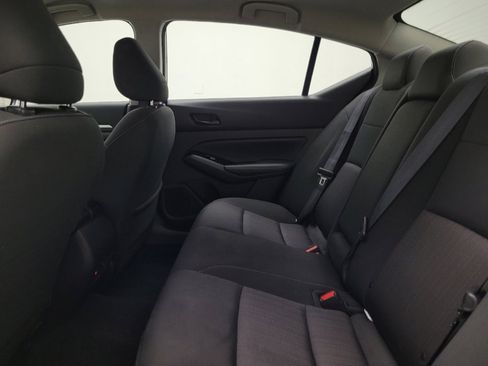 Used 2023 Nissan Altima 2.5 SV image 18