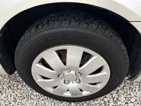 Used 2003 Toyota Corolla CE image 4