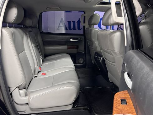 Used 2013 Toyota Tundra Limited w/ Memory Pkg AWD/4WD image 11