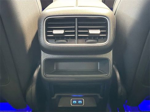Certified 2025 Mercedes-Benz GLE 350 4MATIC image 27