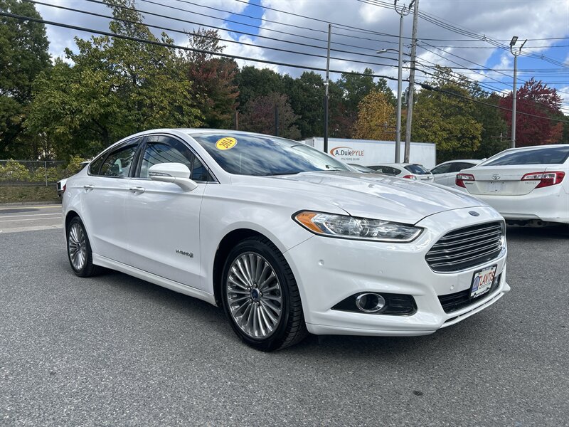 Used 2014 Ford Fusion Titanium FWD image 3