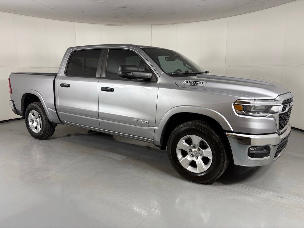 Used 2025 RAM 1500 Big Horn AWD/4WD image 9