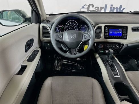 Used 2018 Honda HR-V LX image 24