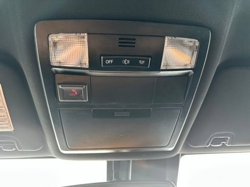 Used 2020 Toyota Tacoma TRD Sport w/ Technology Package AWD/4WD image 46