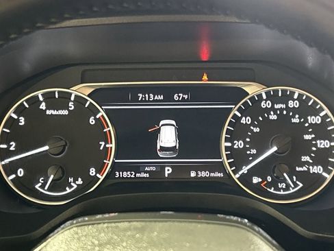 Used 2025 Nissan Rogue SV image 15