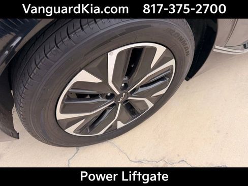 Certified 2024 Kia EV6 Wind AWD/4WD image 10