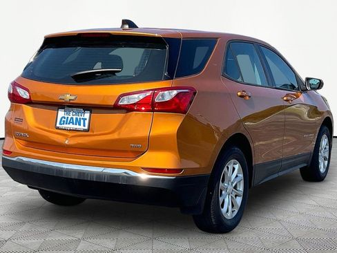 Used 2018 Chevrolet Equinox LS w/ LPO, Protection Package AWD/4WD image 6