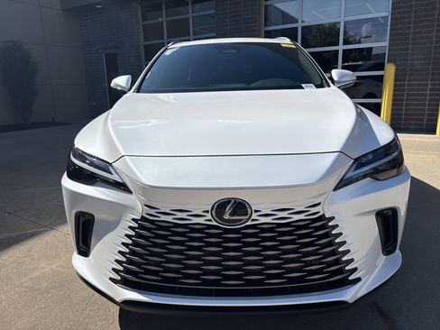 Used 2024 Lexus RX 350h w/ Cold Area Package AWD/4WD image 3