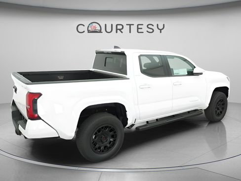 Certified 2024 Toyota Tacoma SR5 w/ SR5 Upgrade Package image 22