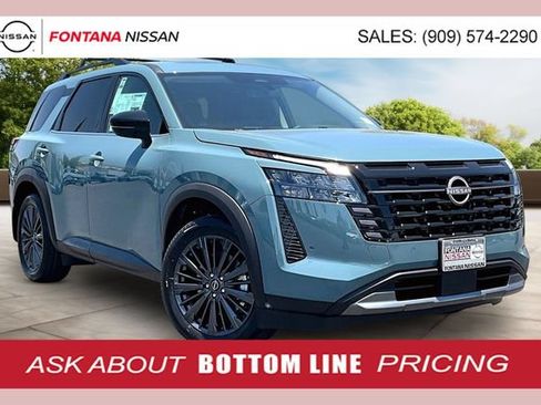 New 2026 Nissan Pathfinder SL w/ SL Premium Package FWD image 1