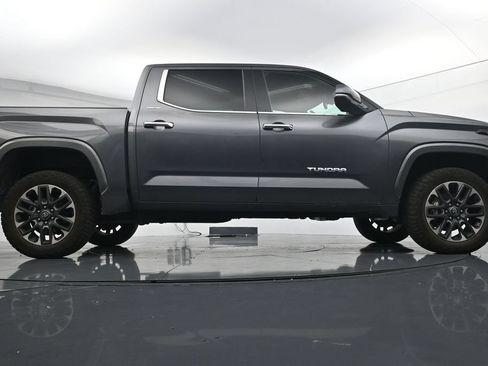 Used 2025 Toyota Tundra Limited AWD/4WD image 24
