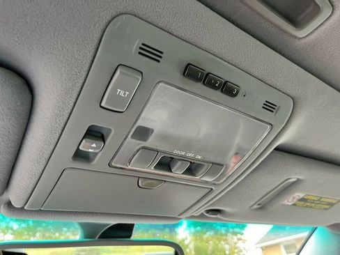 Used 2005 Lexus LS 430 image 71
