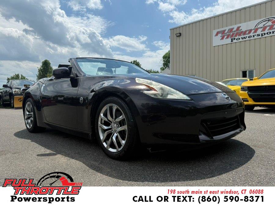 Used 2010 Nissan 370Z Touring RWD image 1