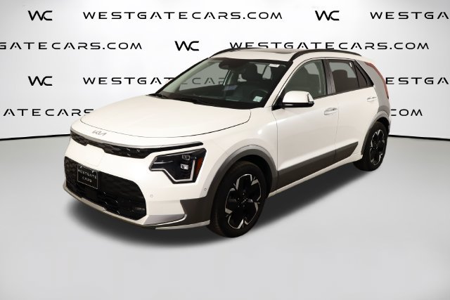 Certified 2023 Kia Niro Wave FWD 360° Tour