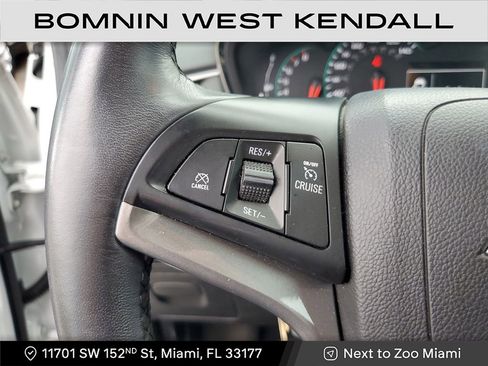 Used 2022 Chevrolet Trax LT w/ LT Convenience Package image 28