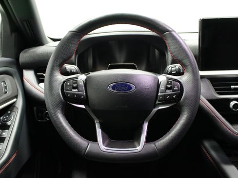 Used 2025 Ford Explorer ST-Line AWD/4WD image 24