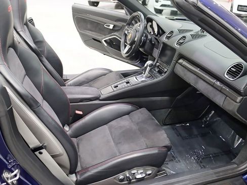 Used 2021 Porsche 718 Boxster GTS RWD image 32