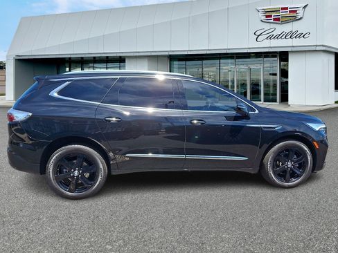 Used 2023 Buick Enclave Essence w/ Sport Touring Edition AWD/4WD image 7