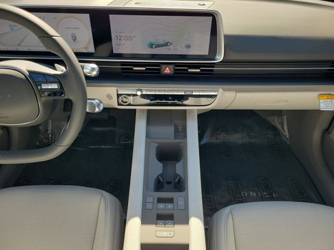 New 2025 Hyundai Ioniq 6 SEL image 13