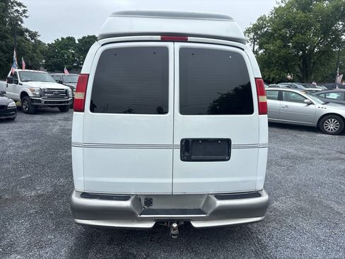 Used 2004 Chevrolet Express 1500 RWD image 6