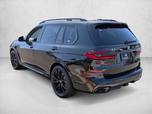 New 2026 BMW X7 M60i AWD/4WD image 8