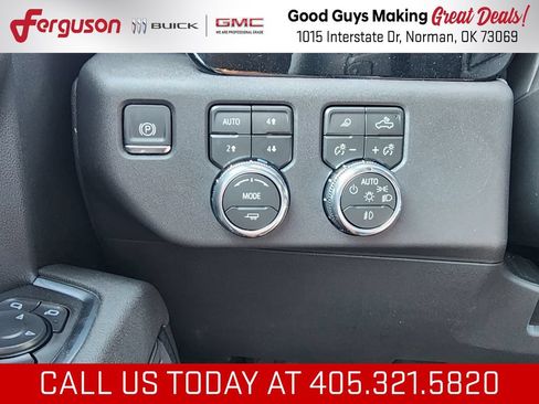 New 2026 GMC Sierra 1500 Elevation w/ Elevation Premium Package AWD/4WD image 19