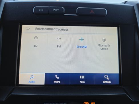 Used 2022 Ford F550 4x4 Regular Cab Super Duty image 27