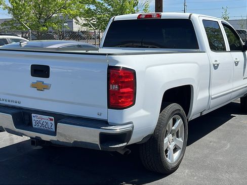 Used 2018 Chevrolet Silverado 1500 LT w/ LT Convenience Package RWD image 2
