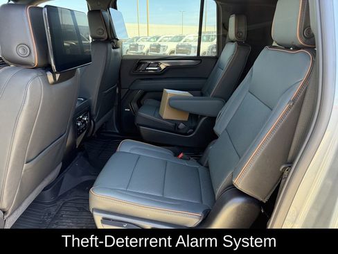 New 2026 GMC Yukon XL AT4 w/ AT4 Premium Plus Package AWD/4WD image 16