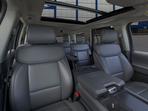 New 2026 Ford Expedition Active RWD image 10