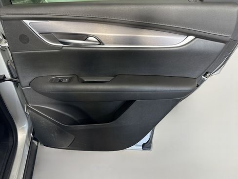 Used 2018 Cadillac XT5 Luxury image 28