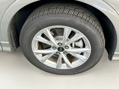 Used 2023 Audi Q3 2.0T Premium image 11