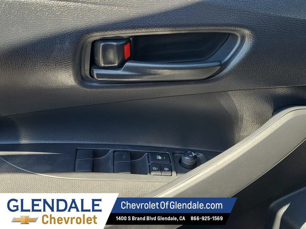 Used 2024 Toyota Corolla LE FWD image 29