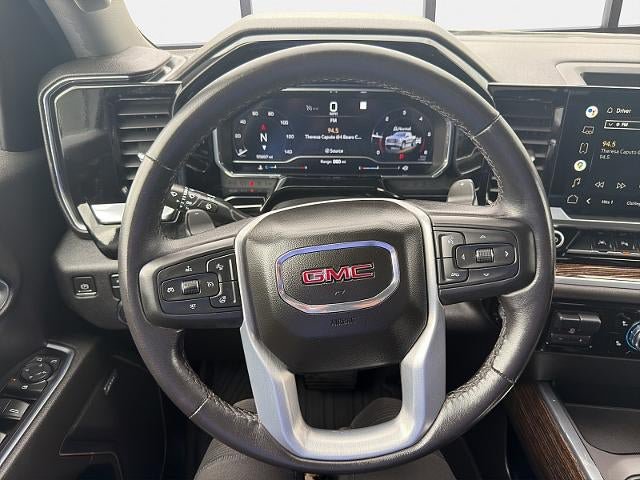 Used 2022 GMC Sierra 1500 Elevation w/ Elevation Premium Package AWD/4WD image 28