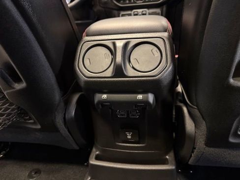 Used 2020 Jeep Wrangler Unlimited Rubicon image 25