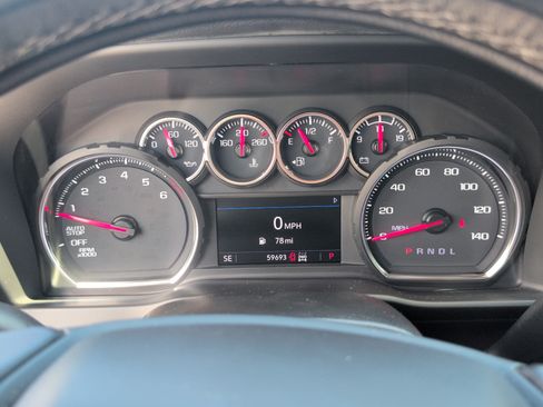 Used 2021 Chevrolet Silverado 1500 LT Trail Boss w/ Convenience Package II AWD/4WD image 23