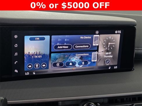 New 2025 Nissan Murano SV image 17