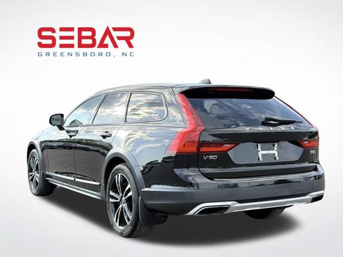 Used 2018 Volvo V90 T5 Cross Country w/ Convenience Package AWD/4WD image 16