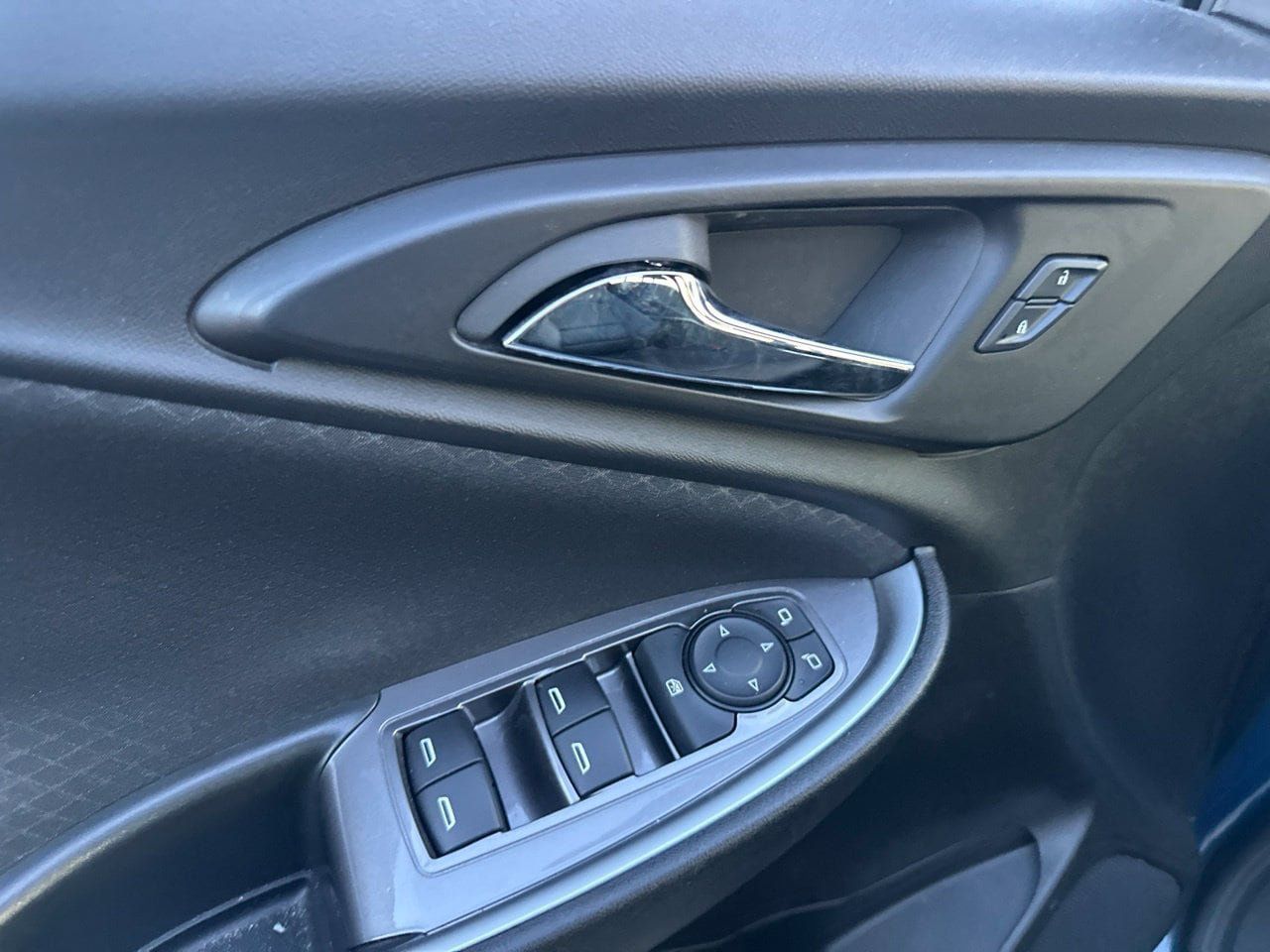 Used 2024 Chevrolet Malibu LS FWD image 18