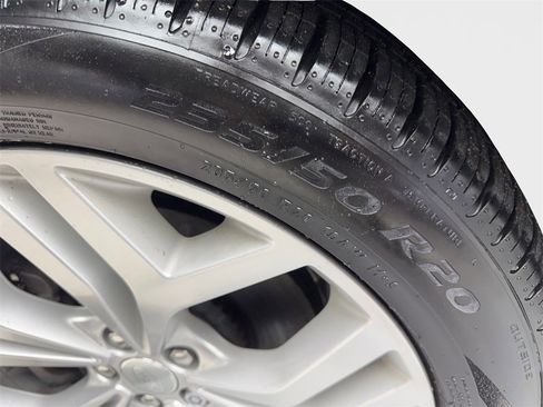 Used 2021 Land Rover Range Rover Evoque R-Dynamic SE image 89