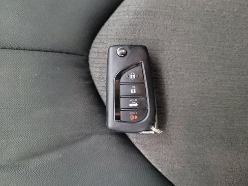 Used 2023 Toyota Camry LE image 32